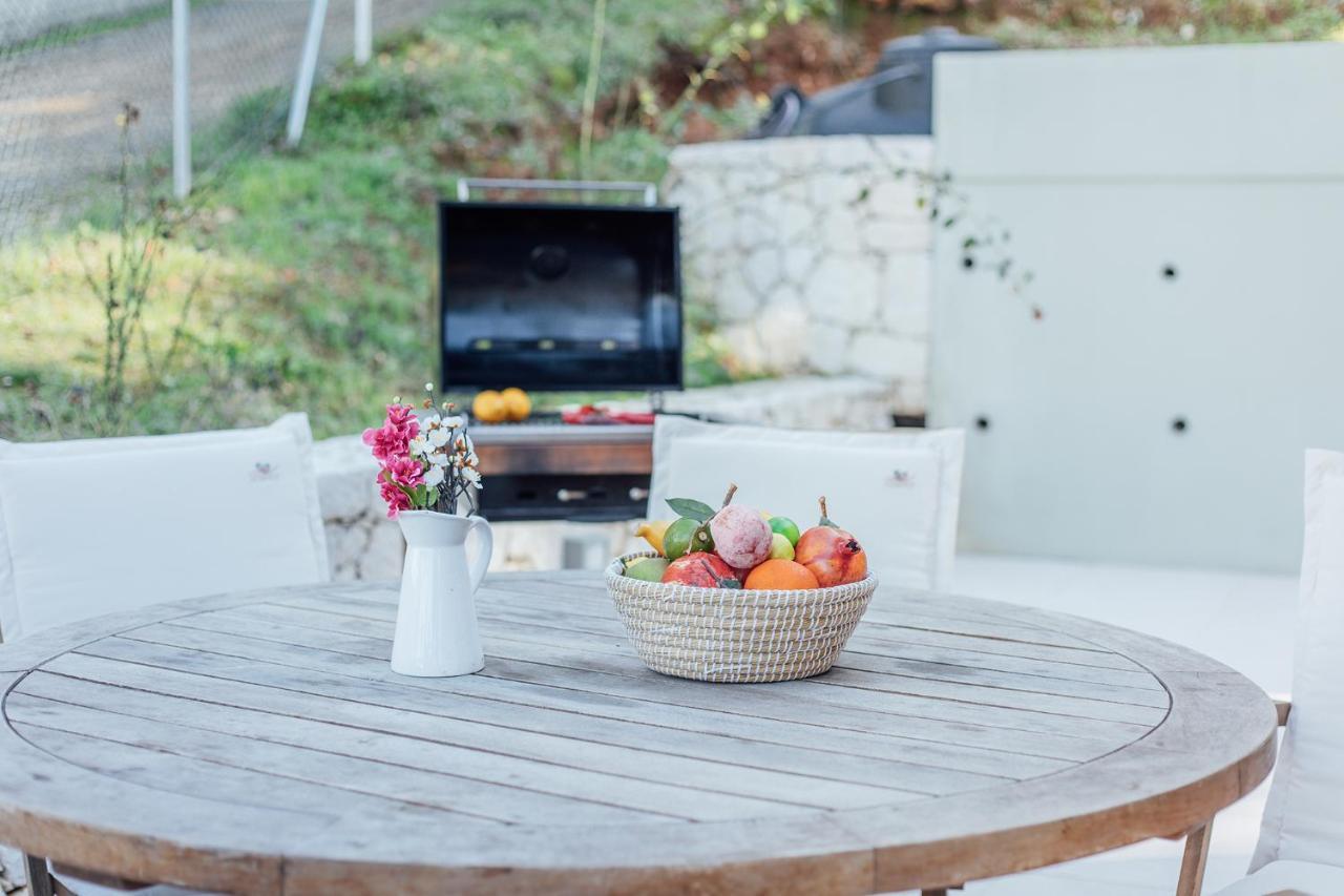 Villa Breeze & Villa Coco By Konnect, Avlaki Beach Кассиопи Экстерьер фото